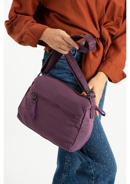 Kadın Postacı Çanta 26*23 cm Hafif Poliamid Su Itici Yumuaş Kumaş Çapraz Askılı Omuz Çantası modelleri