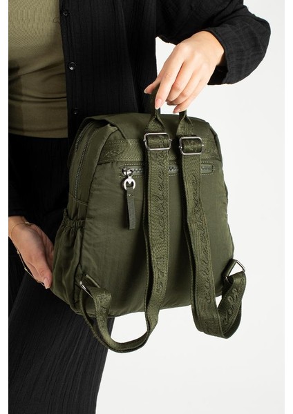 Kadın Sırt Çantası Ultra Hafif Poliamid Kumaş Su Geçirmez Kapaklı Günlük Sırt Çantası 29*27 cm fırsatları