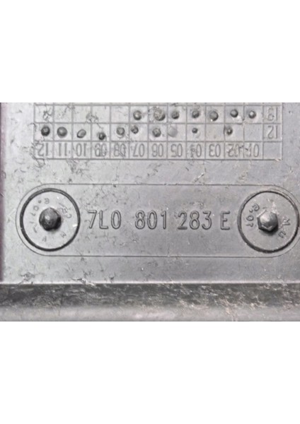 Audi Q7 2012-2015 Model Arası Uyumludur Akü Kapağı 7L0801283E 7L0801283D fırsatları