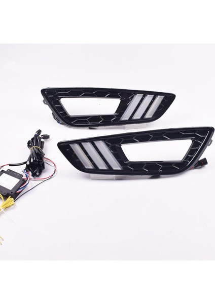 Araba Drl Gündüz Koşu Işıkları LED Dönüş Sinyal Lambaları Ford Focus Için 12V Sis Lambaları 3 2015 2016 2017 (Yurt Dışından) modelleri