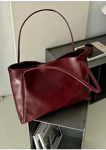 Basic Model Büyük Boy Kadın Omuz ve Kol Çantası