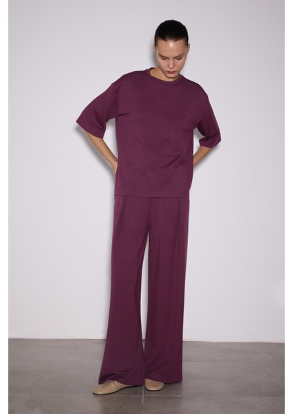 Yırtmaçlı Loose Fit Modal T-Shirt