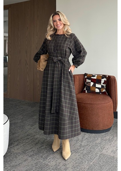 Haki Ekoseli Kuşaklı Uzun Elbise - 1235