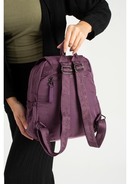 Kadın Sırt Çantası Ultra Hafif Poliamid Kumaş Su Geçirmez Kapaklı Günlük Sırt Çantası 29*27 cm fırsatları