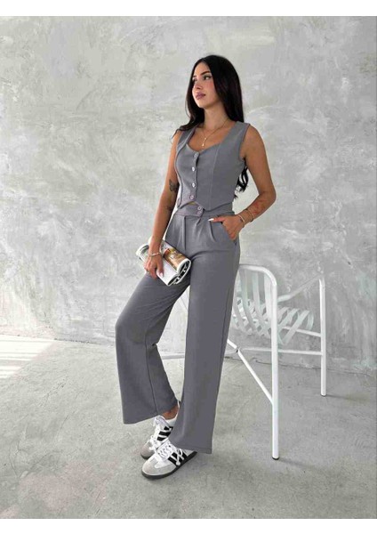 Gri Yelekli Pantolon Takim modelleri