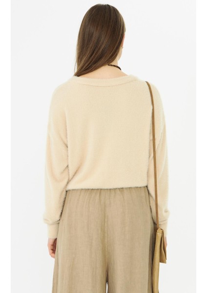 Triko Kazak Krem fırsatları