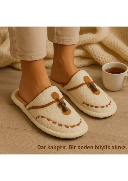 Kadın Kışlık Düğmeli Içi Havlulu Rahat Kaymaz Tüylü Ev Terliği