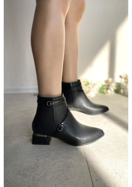 Siyah Cilt 4 cm Kalın Galvaniz Topuklu Bantlı Şık Günlük Kadın Bot TMD2024801 modelleri