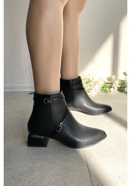 Siyah Cilt 4 cm Kalın Galvaniz Topuklu Bantlı Şık Günlük Kadın Bot TMD2024801 fırsatları