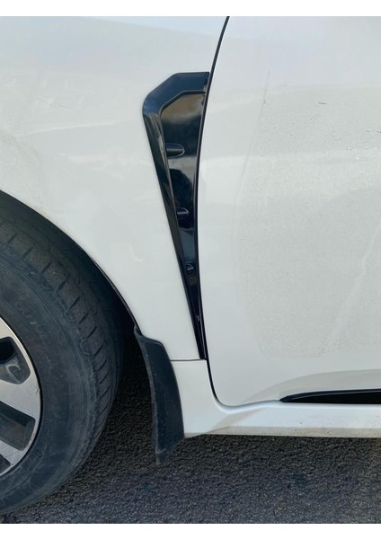 Honda Civic 2007-2025 Piano Black Ithal Ince Tip Vent fırsatları