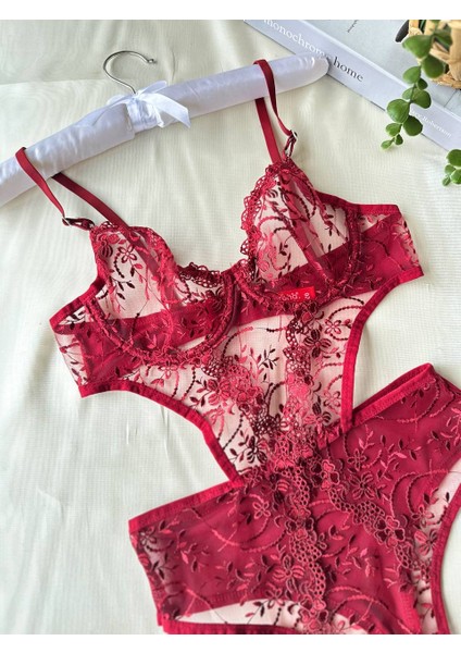 Bordo Broled Bodysuit fiyatları
