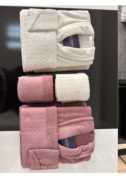Bornoz Seti Lüks Jakarlı Bella Home