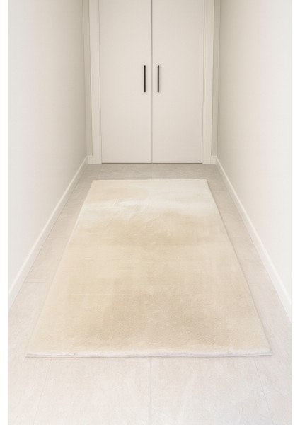 Fluffy Basic Serisi Tavşan Tüyü Dokuma Kaymaz Taban Pelüş Halı modelleri