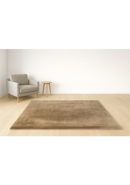 Fluffy Basic Serisi Tavşan Tüyü Dokuma Kaymaz Taban Pelüş Halı modelleri