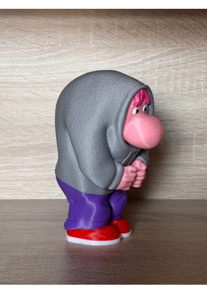 Ters Yüz Utangaç Gri Kapüşonlu Dekoratif Figür – 3D Baskı Koleksiyon Biblo fiyatları