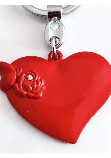 Üzeri Gül Figürü Kabartmalı Kırmızı Kalp Şeklinde 3 Boyutlu Metal Anahtarlık fiyatları