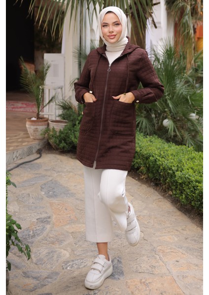 Kahverengi Kapitone Fermuarlı Cepli Kap