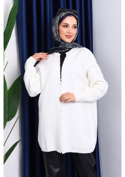Ekru Yumoş Triko İncili Hırka modelleri