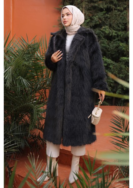 Siyah Cepli Kürk Kaban