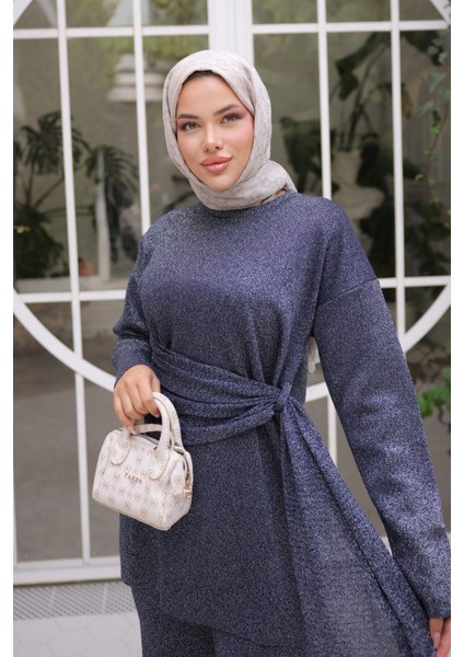 Lacivert Bisiklet Yaka Simli Pantolonlu Takım modelleri