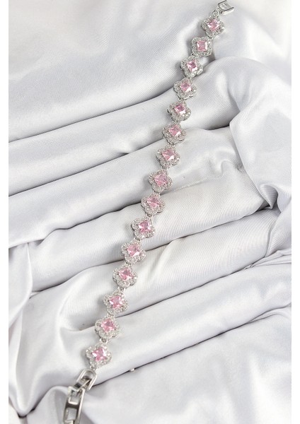 Pirinç Zirkon Taşlı Pembe Yonca Baget Model Gümüş Renk Vıp Seri Kadın Bileklik fiyatları