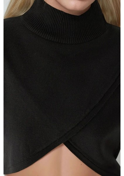 Kadın Asimetrik Turtleneck Triko Kazak Black