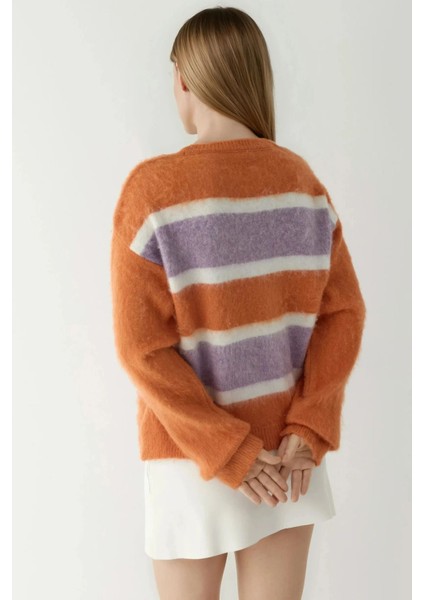 Kadın Relaxed Fit Renkli Çizgili Triko Kazak Neon Pembe