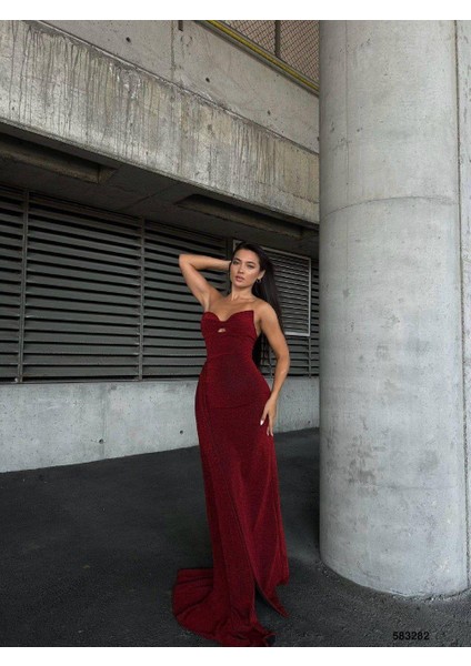 Flowers Esnek Kumaş Straplez Pile Detaylı Yırtmaçı Abiye Elbise 583282 Kırmızı