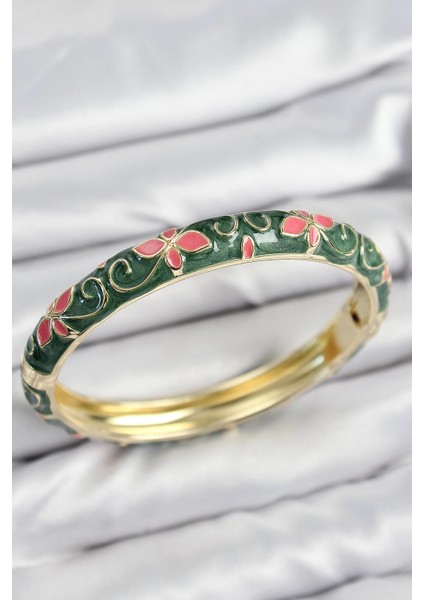 Mineli Pirinç Yeşil Çiçek Motifli Gold Kadın Kelepçe