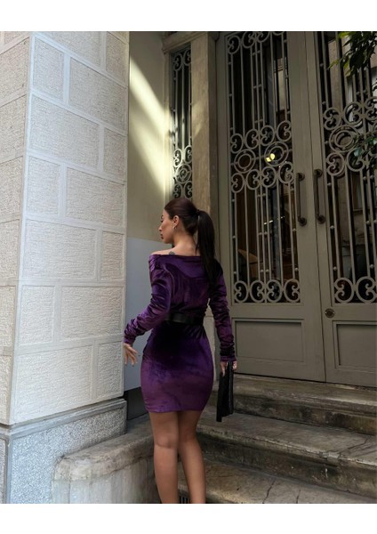 Kadife Esnek Kumaş Ön Pile Detaylı Kemerli Abiye Elbise 581989 Mor modelleri