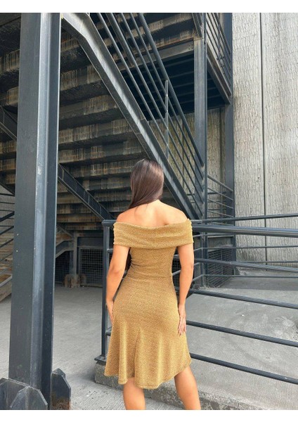 Flowers Kumaş Madonna Yaka Kloş Elbise Gold 583298 modelleri