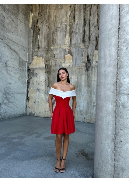 Esnek Krep Kumaş V Yaka Pile Detaylı Mini Abiye Elbise 583287 Kırmızı