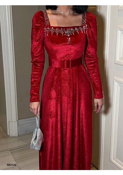 Esnek Simli Kadife Kare Yaka Taş ve Kemer Detaylı Abiye Elbise 583122 Kırmızı fırsatları