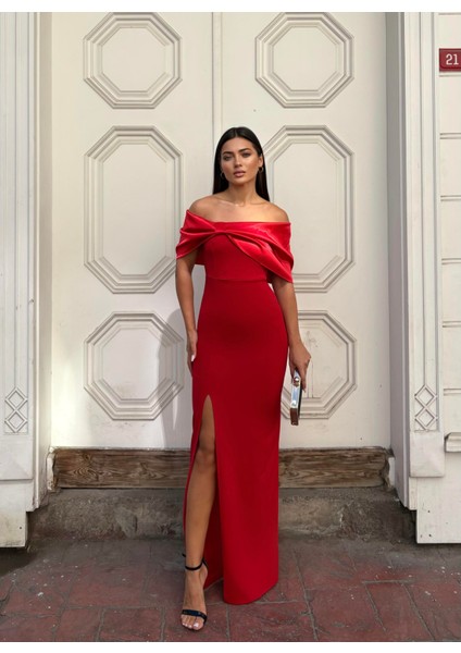 Esnek Krep Kumaş Fiyonk Detaylı Parlak Saten Kumaş Abiye Elbise 583327 Kırmızı