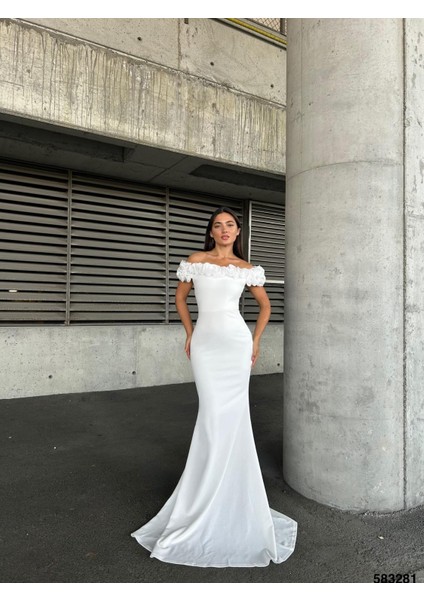 Esnek Krep Kumaş Ön Gül Detaylı Abiye Elbise 583281 Beyaz