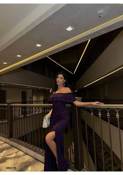 Simli Düşük Omuz Fırfırlı Yırtmaç Detaylı Abiye Elbise Mor 583175 modelleri