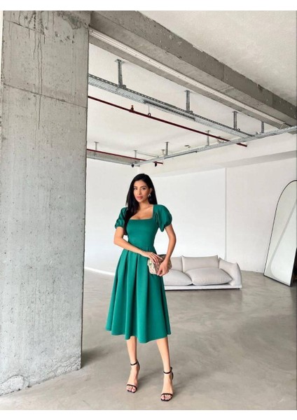 Kare Yaka Balon Kol Kloş Elbise Zümrüt 582613