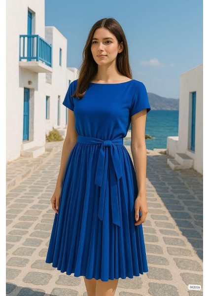 Piliseli Kuşaklı Krep Elbise Saks 582059