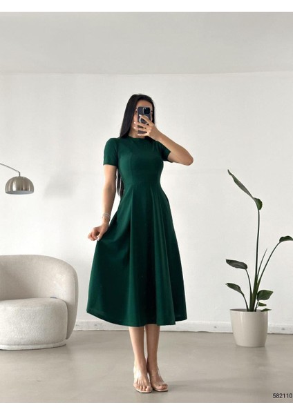 Kısa Kollu Cepli Uzun Krep Kumaş Elbise Zümrüt 582110