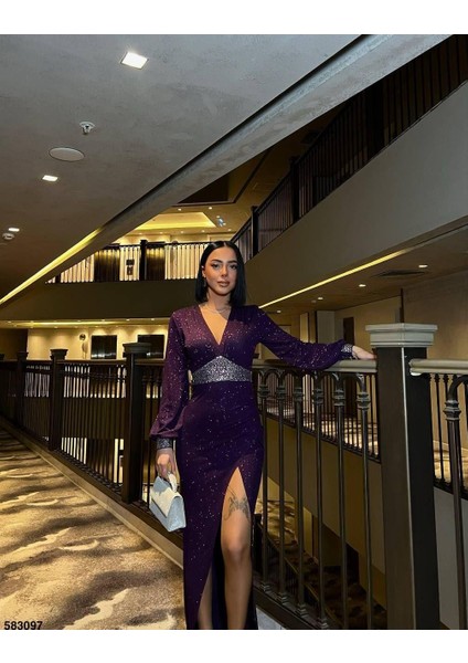 Simli V Yaka Kuşak Detaylı Uzun Yırtmaçlı Abiye Elbise Mor 583097