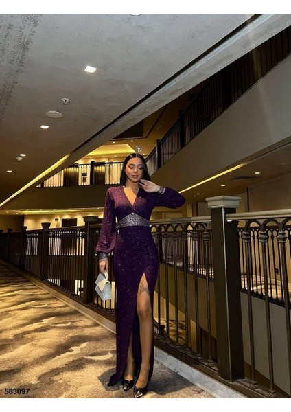 Simli V Yaka Kuşak Detaylı Uzun Yırtmaçlı Abiye Elbise Mor 583097 fiyatları