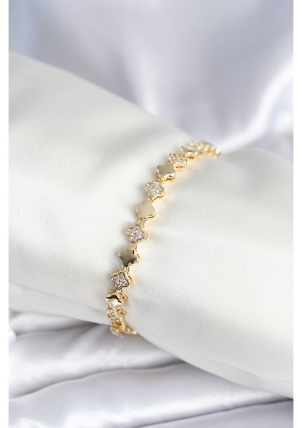 Pirinç Gold Renk Zirkon Taşlı Yonca Model Kadın Bileklik