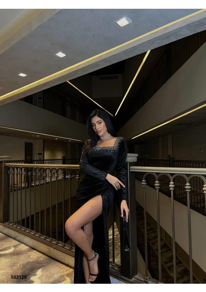 Kare Yaka Taşlı Uzun Kollu Kadife Abiye Elbise Siyah 583120 fiyatları