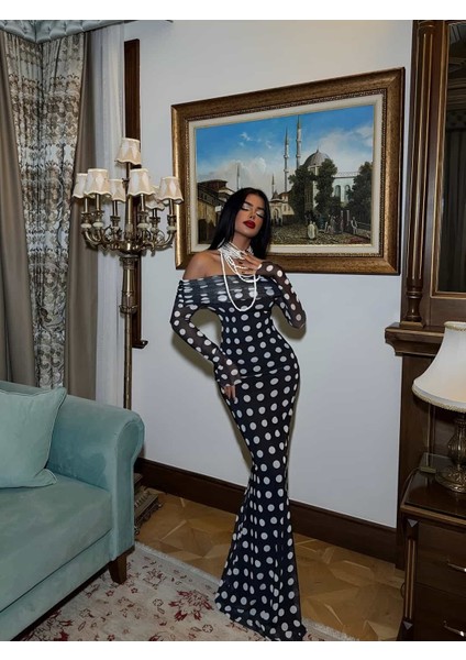 Puantiyeli Madonna Yaka Tül Elbise fiyatları