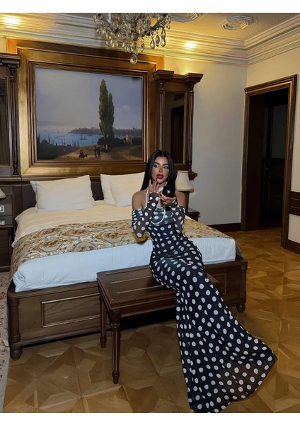 Puantiyeli Madonna Yaka Tül Elbise indirimleri