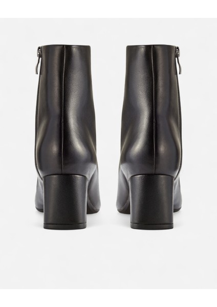 Kadın Siyah Bot indirimleri