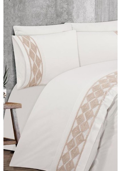 Verona Fransız Dantelli Çift Kişilik Nevresim Takımı Krem Bej