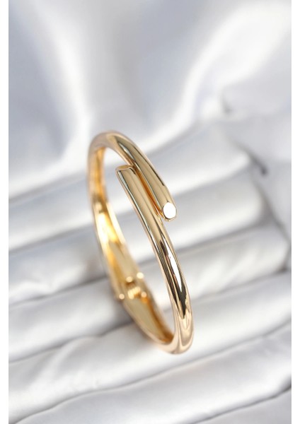 Pirinç Gold Renk Kadın Kelepçe Bileklik