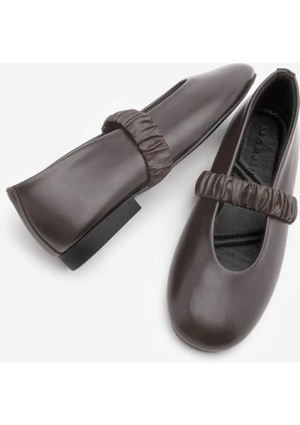 Kadın Büzgülü Bantlı Günlük Babet Vifar Kahve