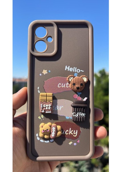 Samsung Galaxy A06 Kılıf Çıkartmalı Desenli Kamera Korumalı Kılıf